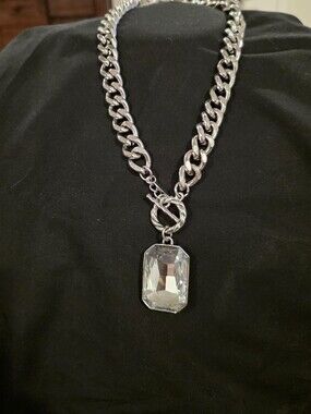 TRACI LYNN chuncky Silver Chain Necklace with Clear Gem Pendant - Women Jewelry